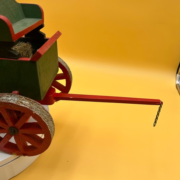 Handmade Owensboro road wagon style with hay bales, western, farmhouse - Picture 3 of 5